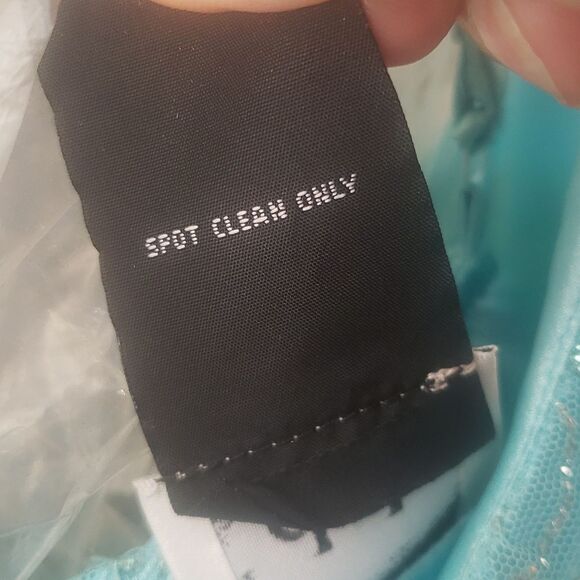 Gorgeous Deb Formal Dress Sz 7/8 - Picture 6 of 6